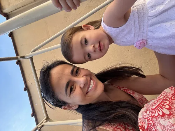 Aline com a filha